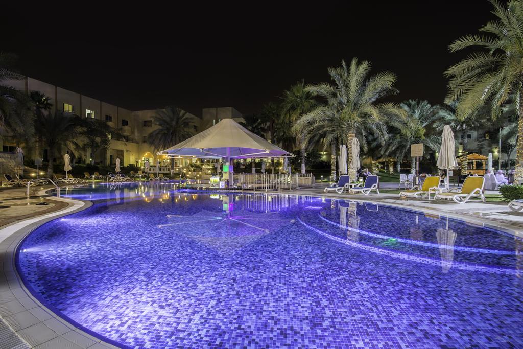 Metropolitan Al Mafraq Hotel Abú Dhabí Exteriér fotografie